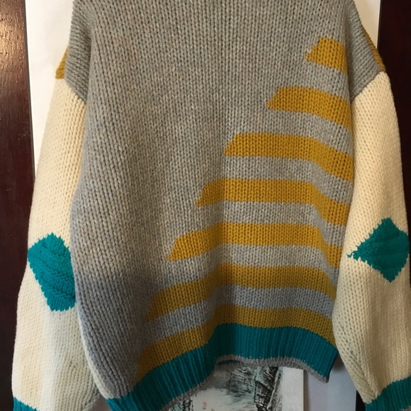 Le Chateau hand knitted 100% pure virgin wool sweater, Sz medium - Picture 2 of 3